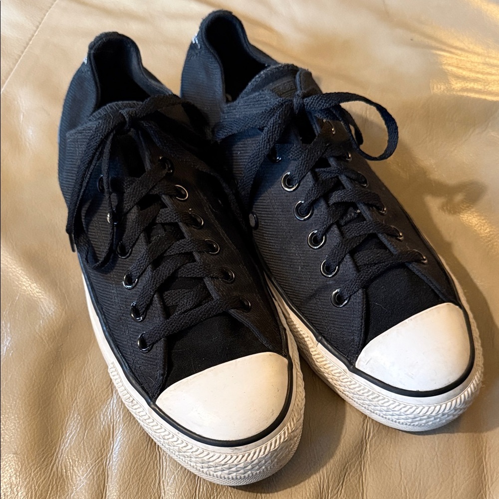 Converse Chuck Taylor All Stars black low top sneakers. Men’s size 8.5